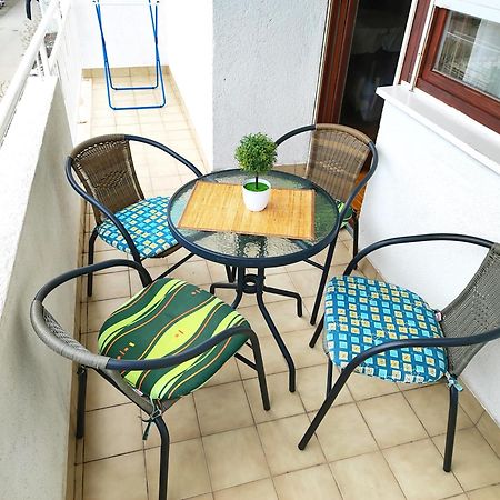 Lara'S Apartment 扎达尔 外观 照片