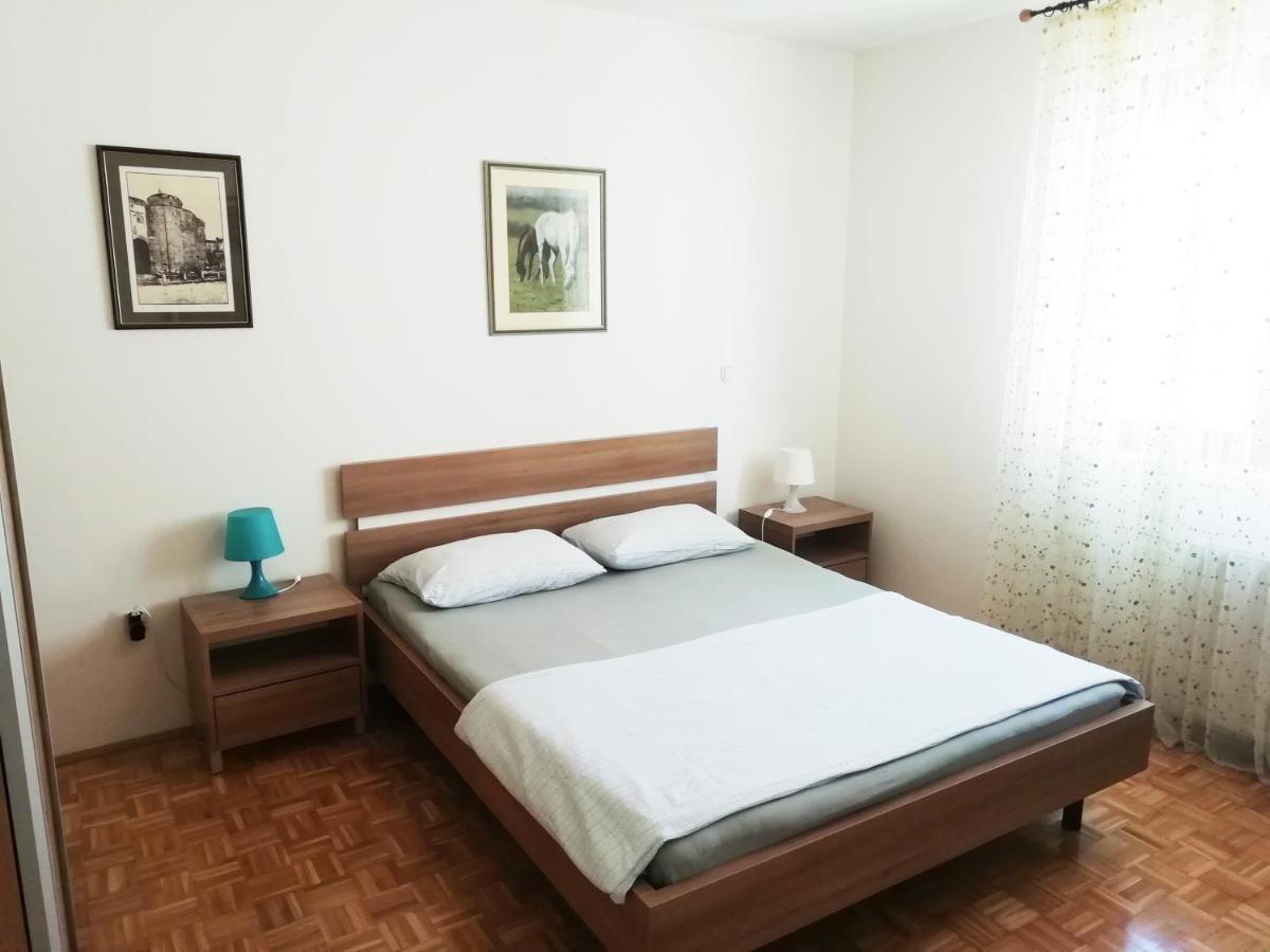 Lara'S Apartment 扎达尔 外观 照片